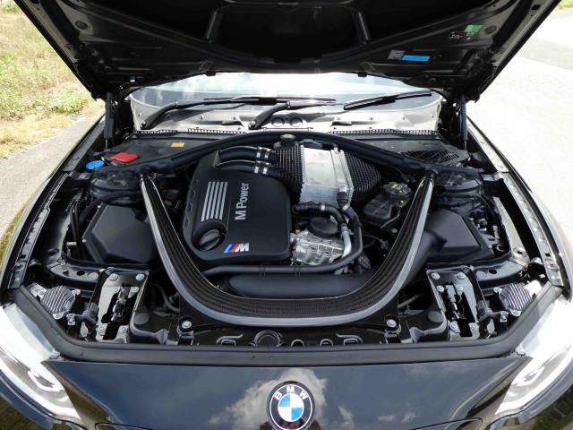 滋賀県中古車　BMW M2 コンペティション