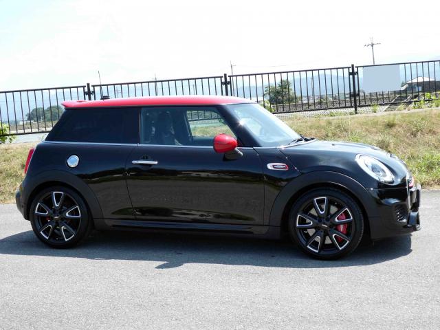 滋賀県中古車　BMW MINI ジョンクーパーワークス