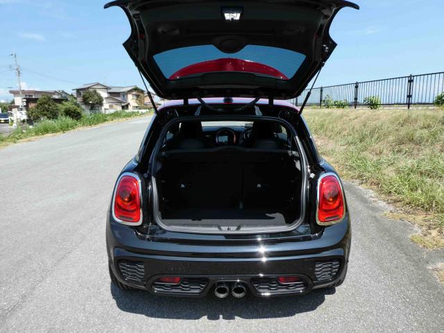滋賀県中古車　BMW MINI ジョンクーパーワークス