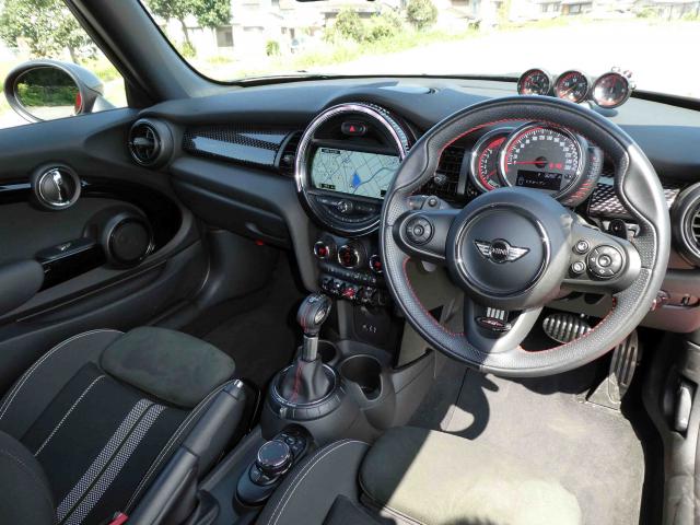 滋賀県中古車　BMW MINI ジョンクーパーワークス