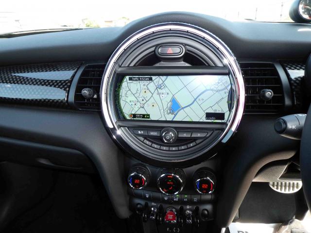 滋賀県中古車　BMW MINI ジョンクーパーワークス