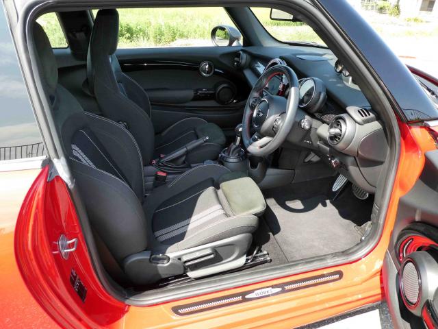 滋賀県中古車　BMW MINI ジョンクーパーワークス