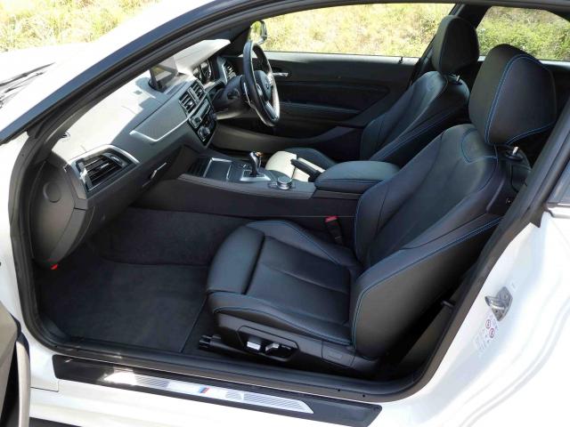 滋賀県中古車　BMW M2 M2クーペ