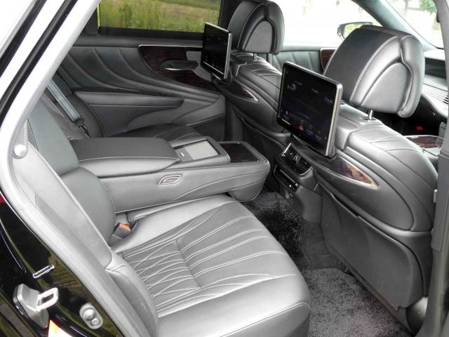 滋賀県中古車　レクサス LS LS500h エグゼクティブ