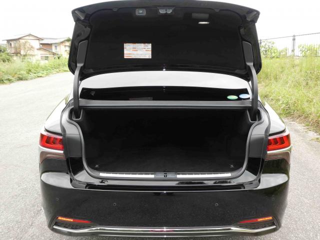滋賀県中古車　レクサス LS LS500h エグゼクティブ