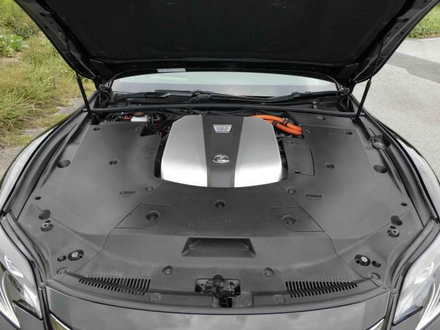 滋賀県中古車　レクサス LS LS500h エグゼクティブ