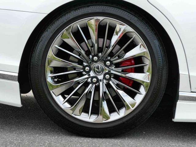 滋賀県中古車　レクサス LS LS500h バージョンL