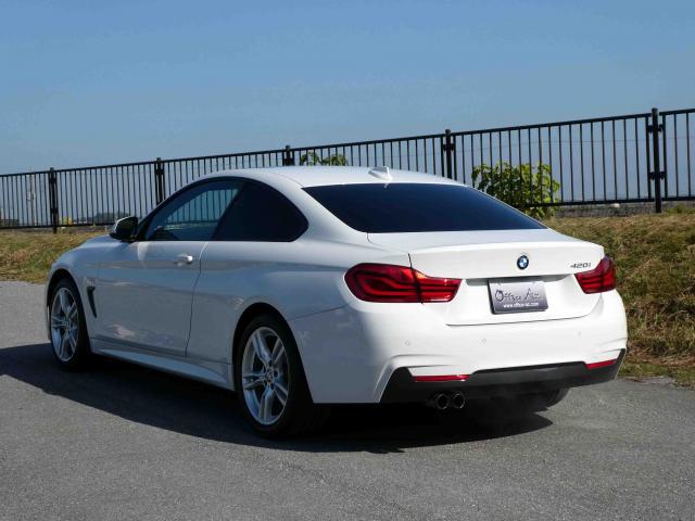 滋賀県中古車　BMW 4シリーズ 420i Mスポーツ