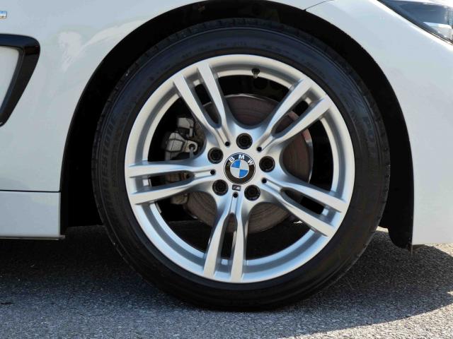 滋賀県中古車　BMW 4シリーズ 420i Mスポーツ