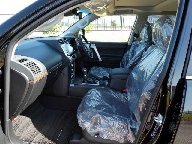 滋賀県中古車　トヨタ ランドクルーザープラド TZ-G