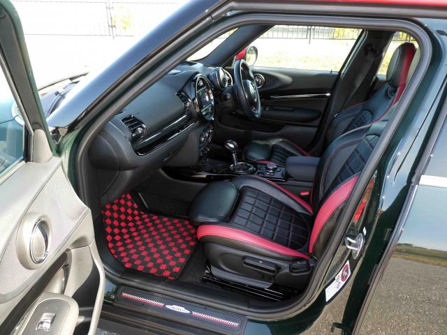 滋賀県中古車　BMW MINI ジョンクーパーワークスクラブマン