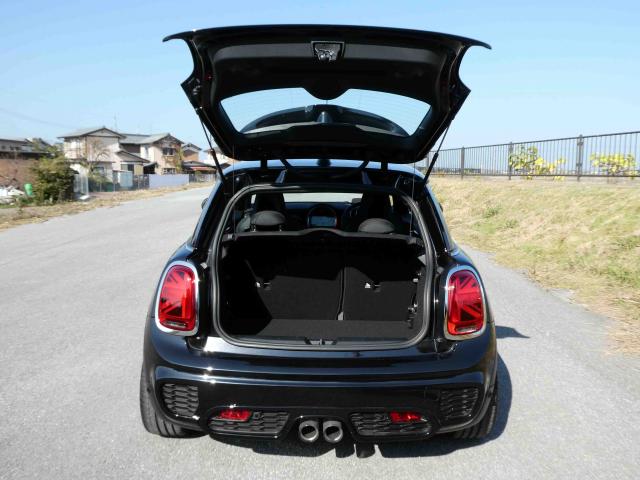滋賀県中古車　BMW MINI ジョンクーパーワークス