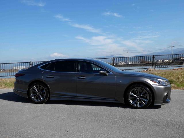 滋賀県中古車　レクサス LS LS500 Fスポーツ