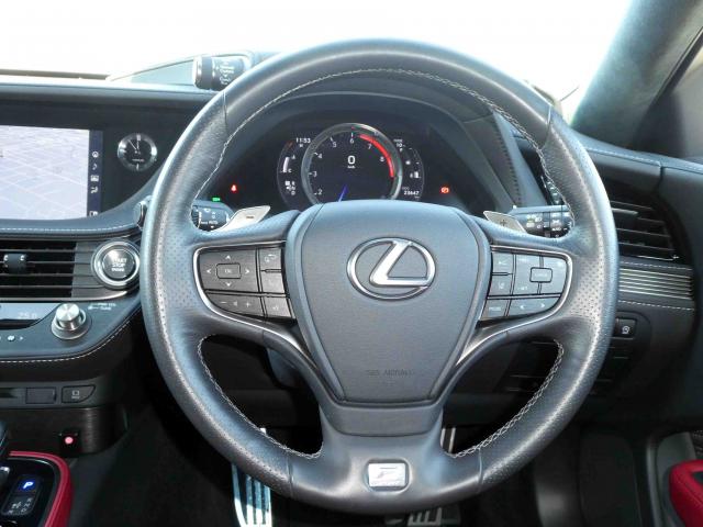滋賀県中古車　レクサス LS LS500 Fスポーツ