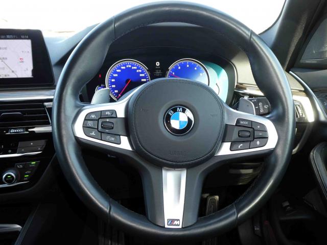 滋賀県中古車　BMW 5シリーズ 540i xDriveツーリングMスポーツ