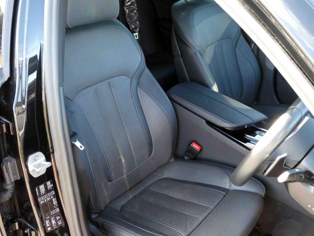 滋賀県中古車　BMW 5シリーズ 540i xDriveツーリングMスポーツ