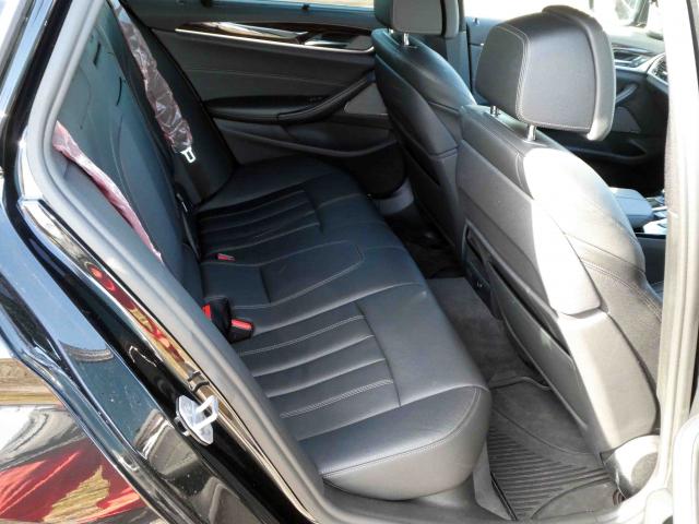 滋賀県中古車　BMW 5シリーズ 540i xDriveツーリングMスポーツ