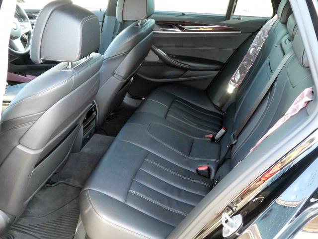 滋賀県中古車　BMW 5シリーズ 540i xDriveツーリングMスポーツ