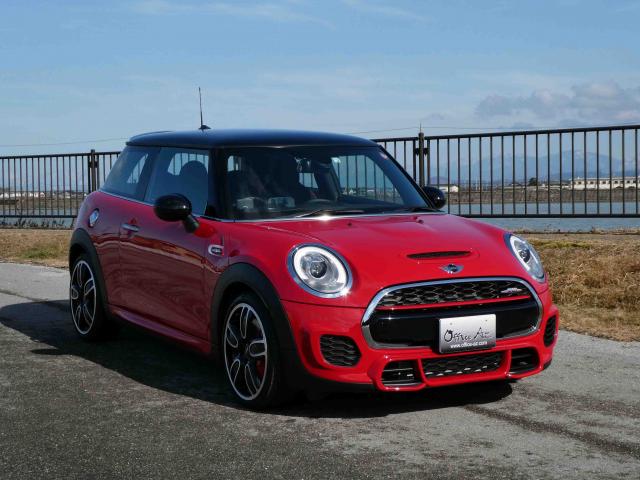 滋賀県中古車　BMW MINI ジョンクーパーワークス
