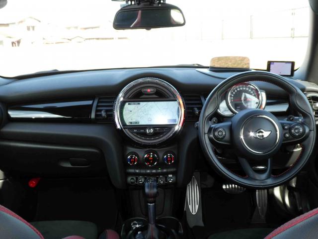 滋賀県中古車　BMW MINI ジョンクーパーワークス