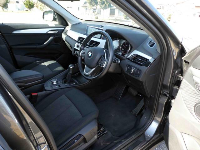 滋賀県中古車　BMW X1 xDrive18d