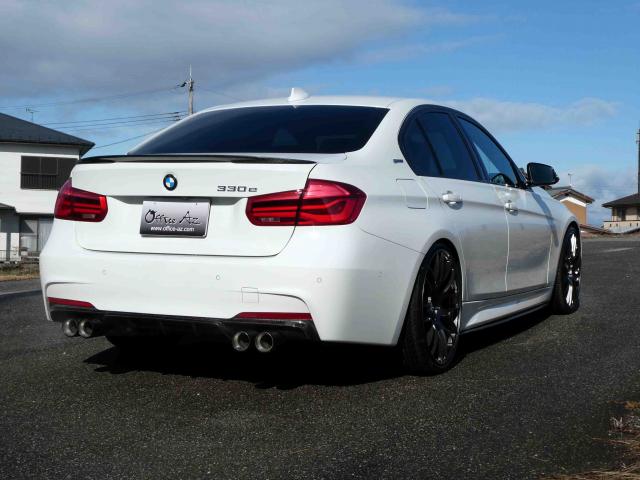 滋賀県中古車　BMW 3ã‚·ãƒªãƒ¼ã‚º 330e Mã‚¹ãƒãƒ¼ãƒ„