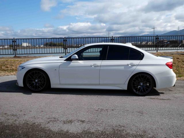 滋賀県中古車　BMW 3シリーズ 320i Mスポーツ