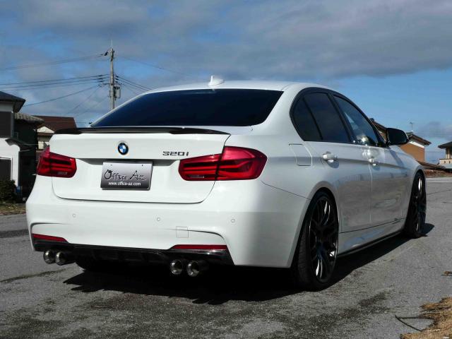 滋賀県中古車　BMW 3シリーズ 320i Mスポーツ