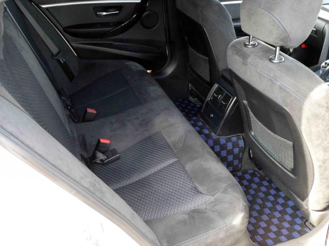 滋賀県中古車　BMW 3シリーズ 320i Mスポーツ