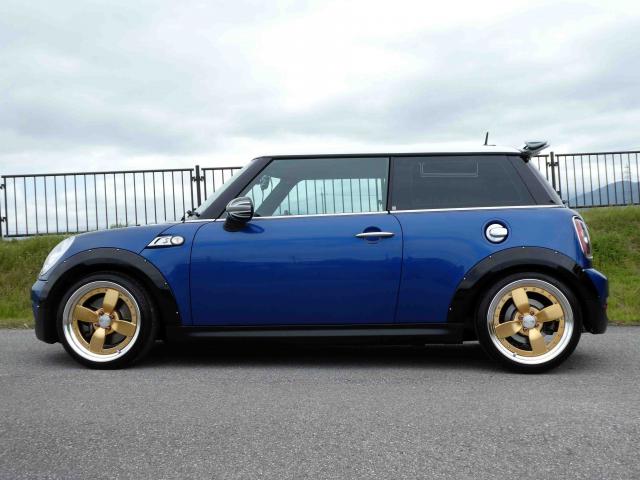 滋賀県中古車　BMW MINI クーパーS