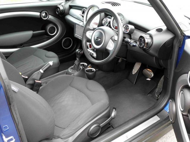滋賀県中古車　BMW MINI クーパーS