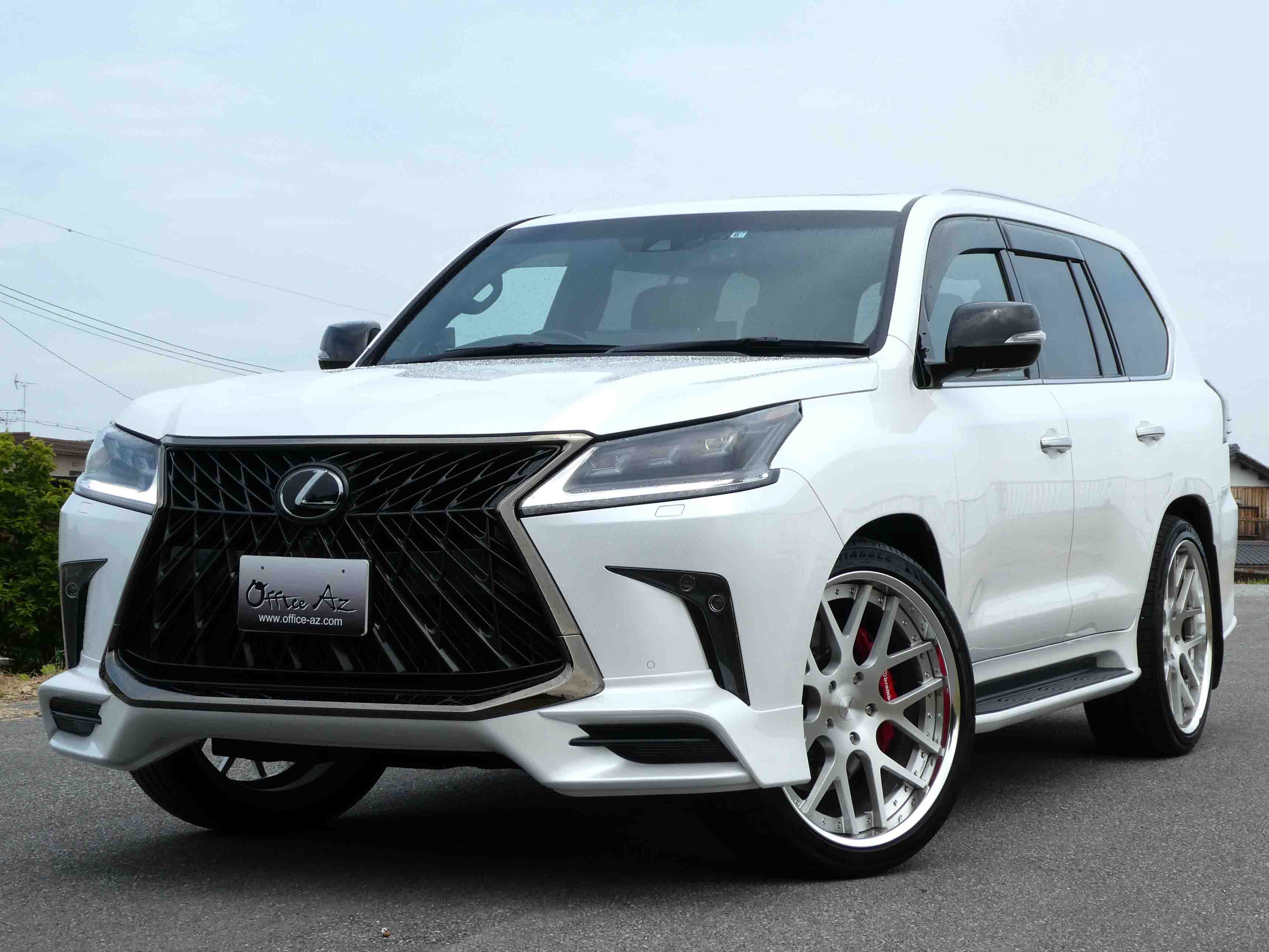 滋賀県中古車　レクサス LX LX570ブラックシークエンス