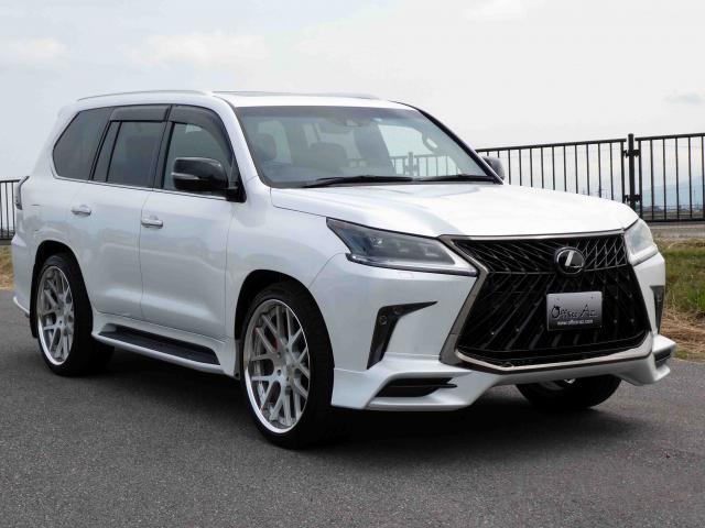 滋賀県中古車　レクサス LX LX570ブラックシークエンス