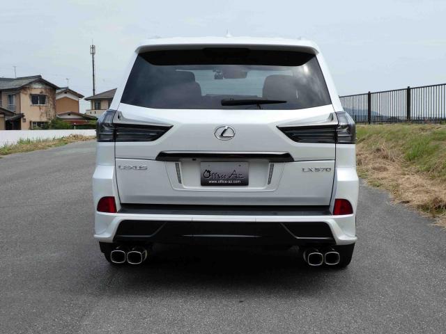 滋賀県中古車　レクサス LX LX570ブラックシークエンス