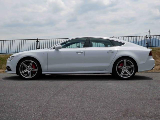 滋賀県中古車　アウディ A7 スポーツバック 3.0TFSIクワトロ Sラインパッケージ