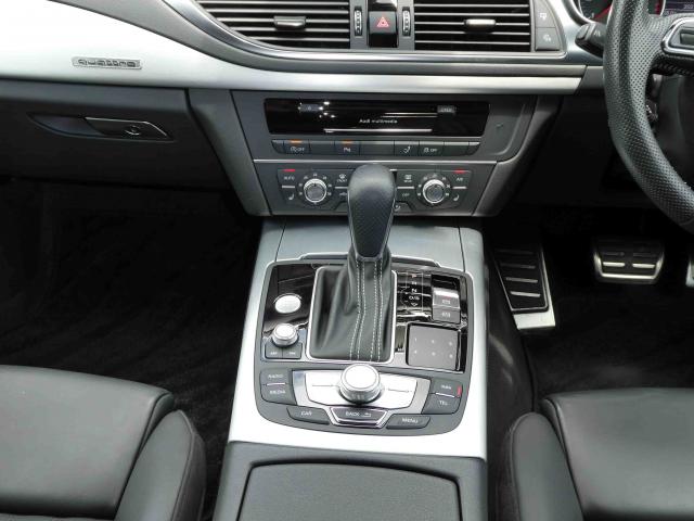 滋賀県中古車　アウディ A7 スポーツバック 3.0TFSIクワトロ Sラインパッケージ