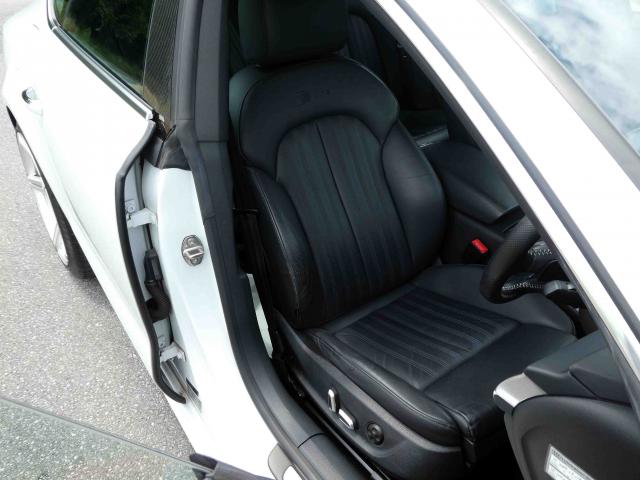 滋賀県中古車　アウディ A7 スポーツバック 3.0TFSIクワトロ Sラインパッケージ