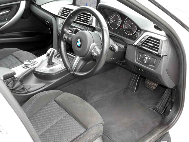 滋賀県中古車　BMW 3シリーズ 320d Mスポーツ