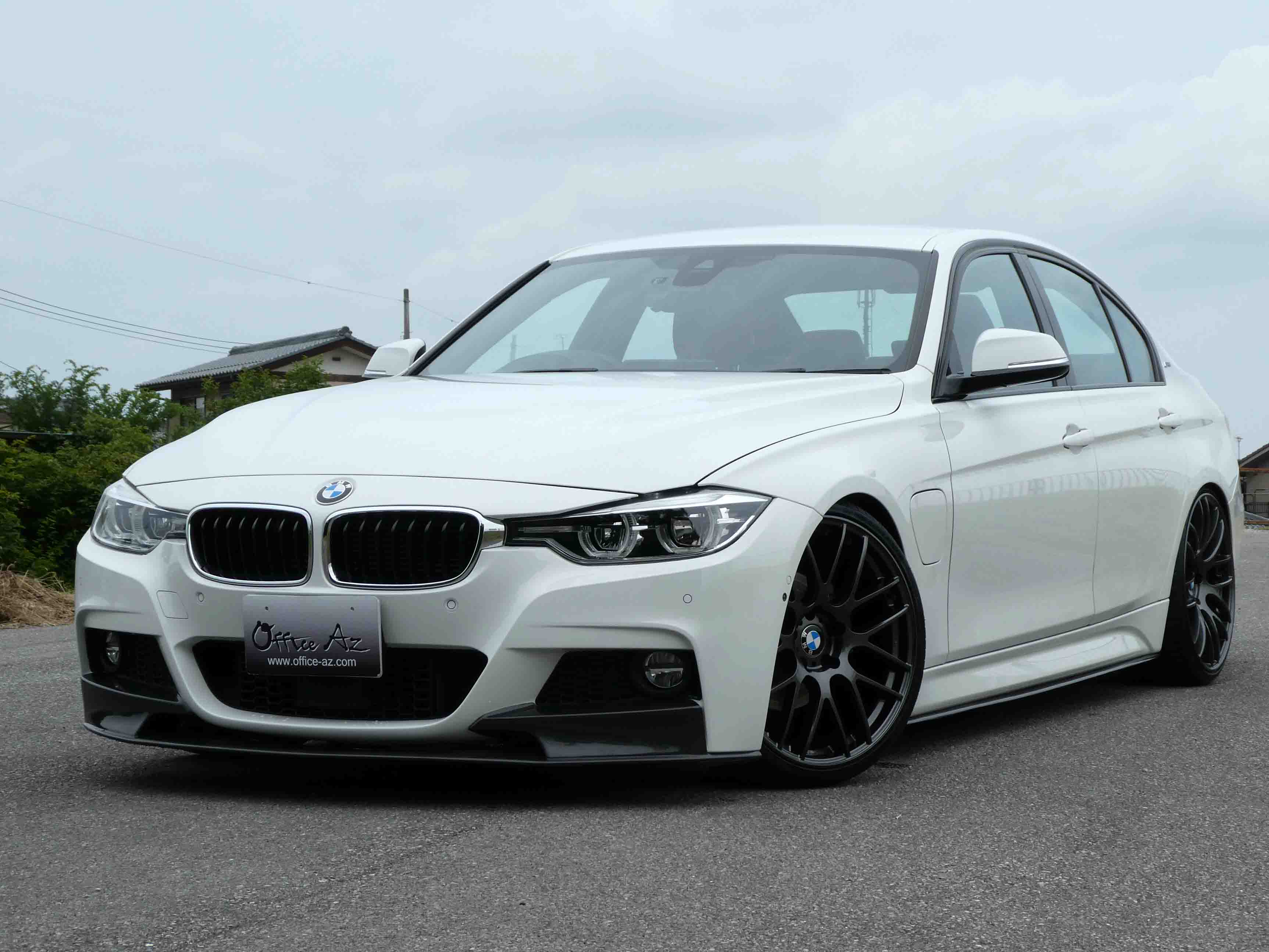 滋賀県中古車　BMW 3シリーズ 330e Mスポーツ