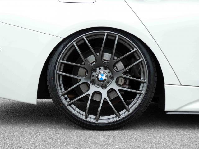 滋賀県中古車　BMW 3シリーズ 330e Mスポーツ