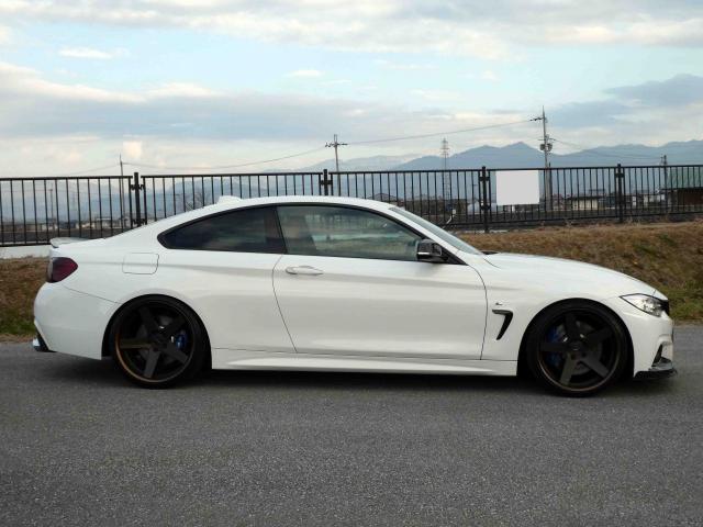 滋賀県中古車　BMW 4シリーズクーペ 435i Mスポーツ
