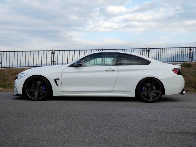 滋賀県中古車　BMW 4シリーズクーペ 435i Mスポーツ