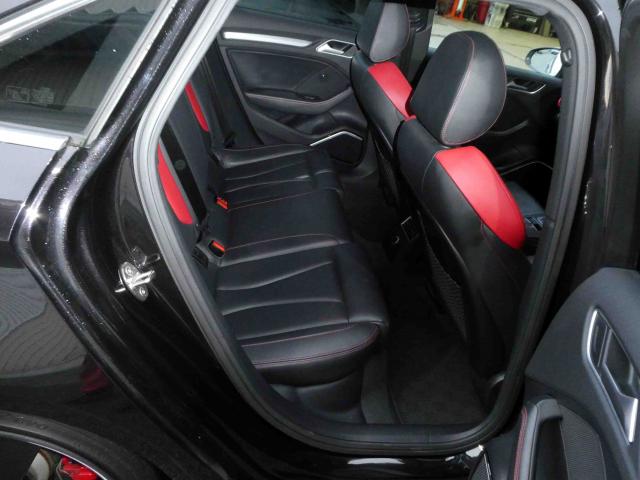 滋賀県中古車　アウディ S3 セダン ベースグレード