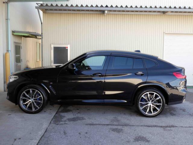滋賀県中古車　BMW X4 xDrive30i Mスポーツ
