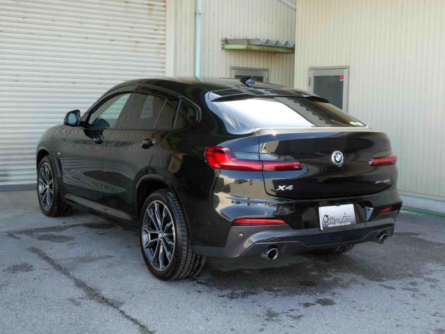 滋賀県中古車　BMW X4 xDrive30i Mスポーツ