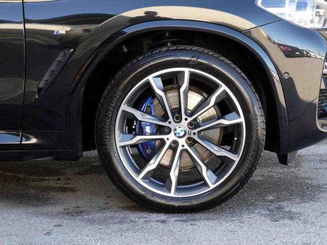 滋賀県中古車　BMW X4 xDrive30i Mスポーツ