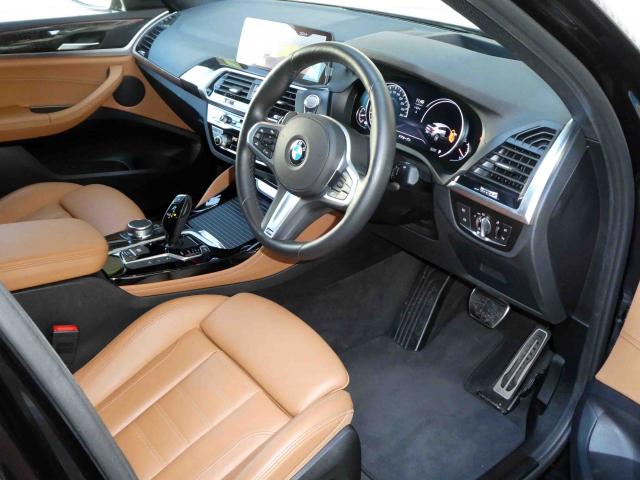 滋賀県中古車　BMW X4 xDrive30i Mスポーツ
