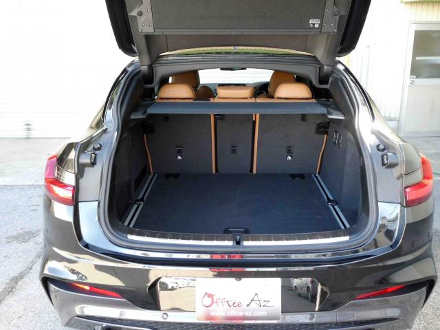 滋賀県中古車　BMW X4 xDrive30i Mスポーツ