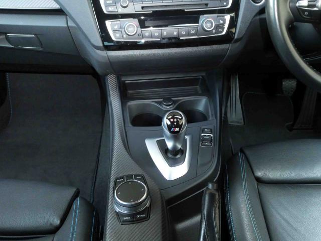 滋賀県中古車　BMW M2 ベースグレード
