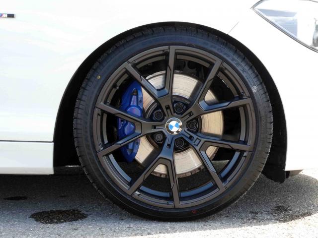 滋賀県中古車　BMW 1シリーズ M135i